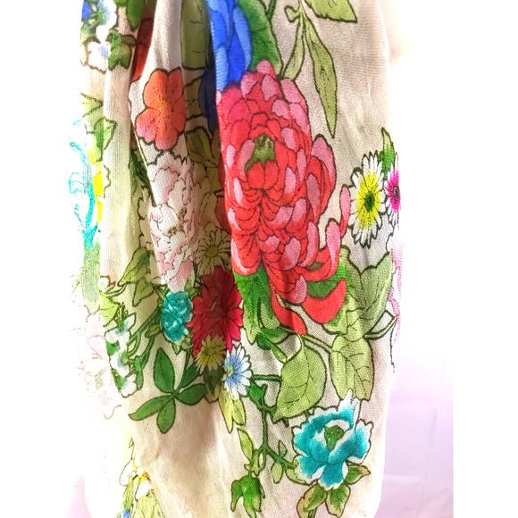 Scarf Women's Rectangle 72" X 23 Flowers Red Cream blue Green - Picture 4 of 6